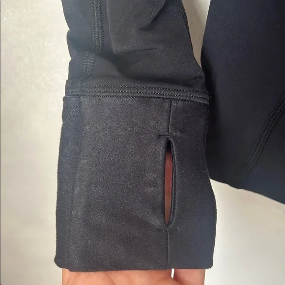 Lululemon Toasty Tech 1/2 Zip- Black Winter Tech Fleece Long Sleeve- Size 6 - Picture 10 of 15